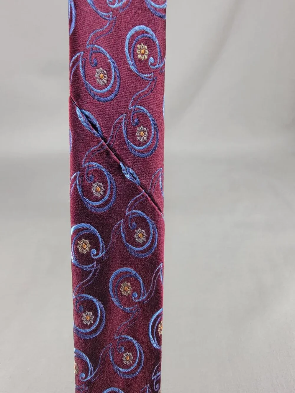Chelsea Robert Talbott Mens Silk Tie Necktie Burgundy Blue Floral Hand Sewn USA